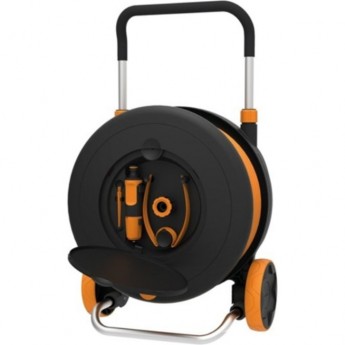 Катушка со шлангом FISKARS 1071639 1/2"(13мм) 20м и набором аксессуаров Катушка со шлангом FISKARS 1071639 1/2"(13мм) 20м и набором аксессуаров