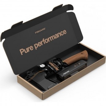 Топор FISKARS NORDEN N7 1051146 + точилка Топор FISKARS NORDEN N7 1051146 + точилка